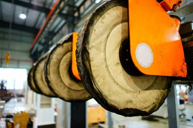 Полноавтоматические размеры полируя машины 4400*3400*2900 для ручки Локсет двери